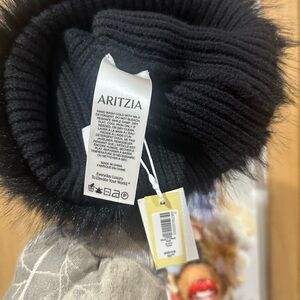 Aritzia Beanie